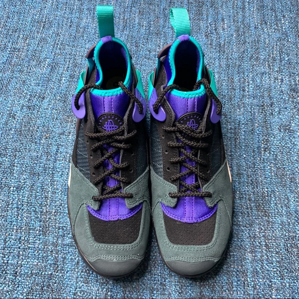 Nike Air Revaderchi Black Clear Jade Sneakers Mens Size 5 Suede Colorblock retro